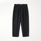 8 TUCK TAPERED PANTS