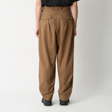 8 TUCK TAPERED PANTS
